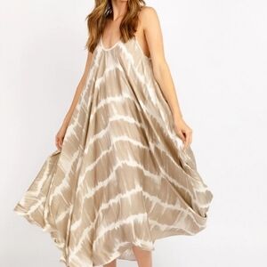 𝅺sofia Tie Dye Maxi Dress